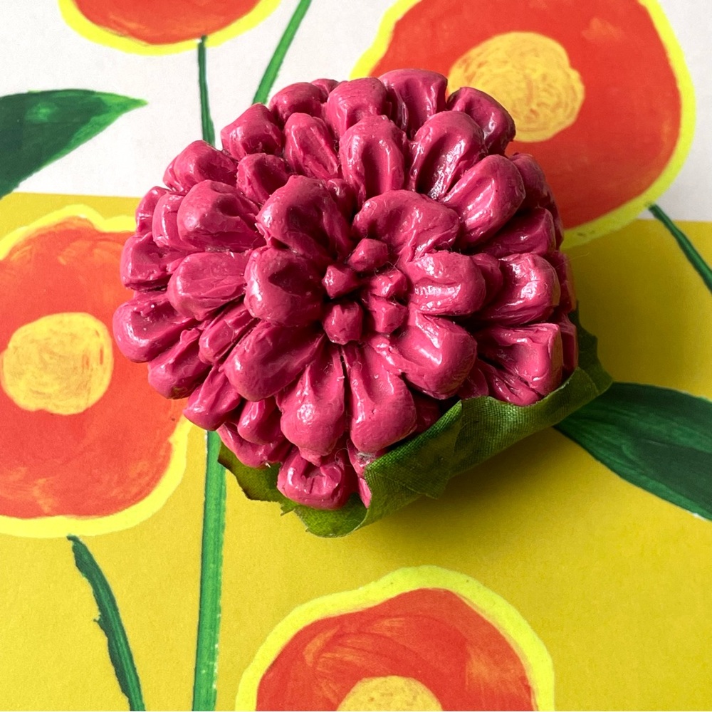 Fun vintage handmade polymer clay/resin 3D flower brooch glows